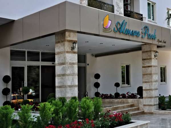 ALMERA PARK APART HOTEL ***